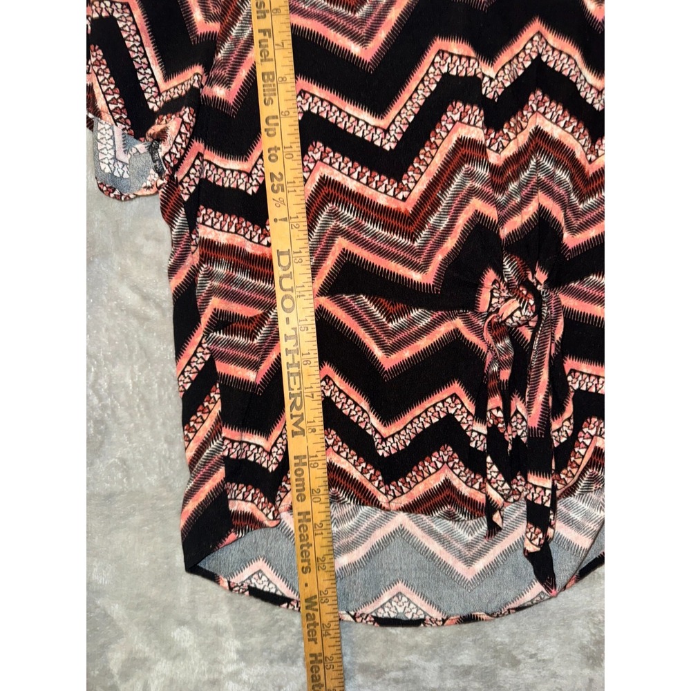 Maurices Shirt Womens L‎ Pink Black Bohemian Hippie Artsy Western Tie-Front - Picture 11 of 14